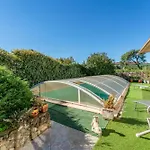 Chalet Chalet gite Saint-Paulet-de-Caisson