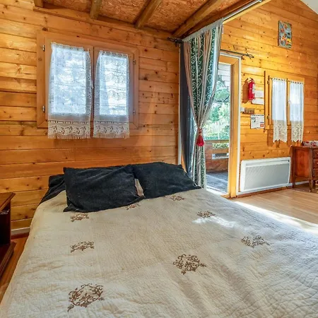 Chalet gite Saint-Paulet-de-Caisson