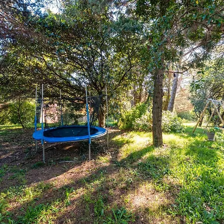 Chalet gite * Saint-Paulet-de-Caisson