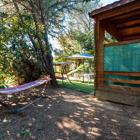 Chalet gite * Saint-Paulet-de-Caisson