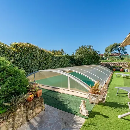 Chalet Chalet Gite Saint-Paulet-de-Caisson